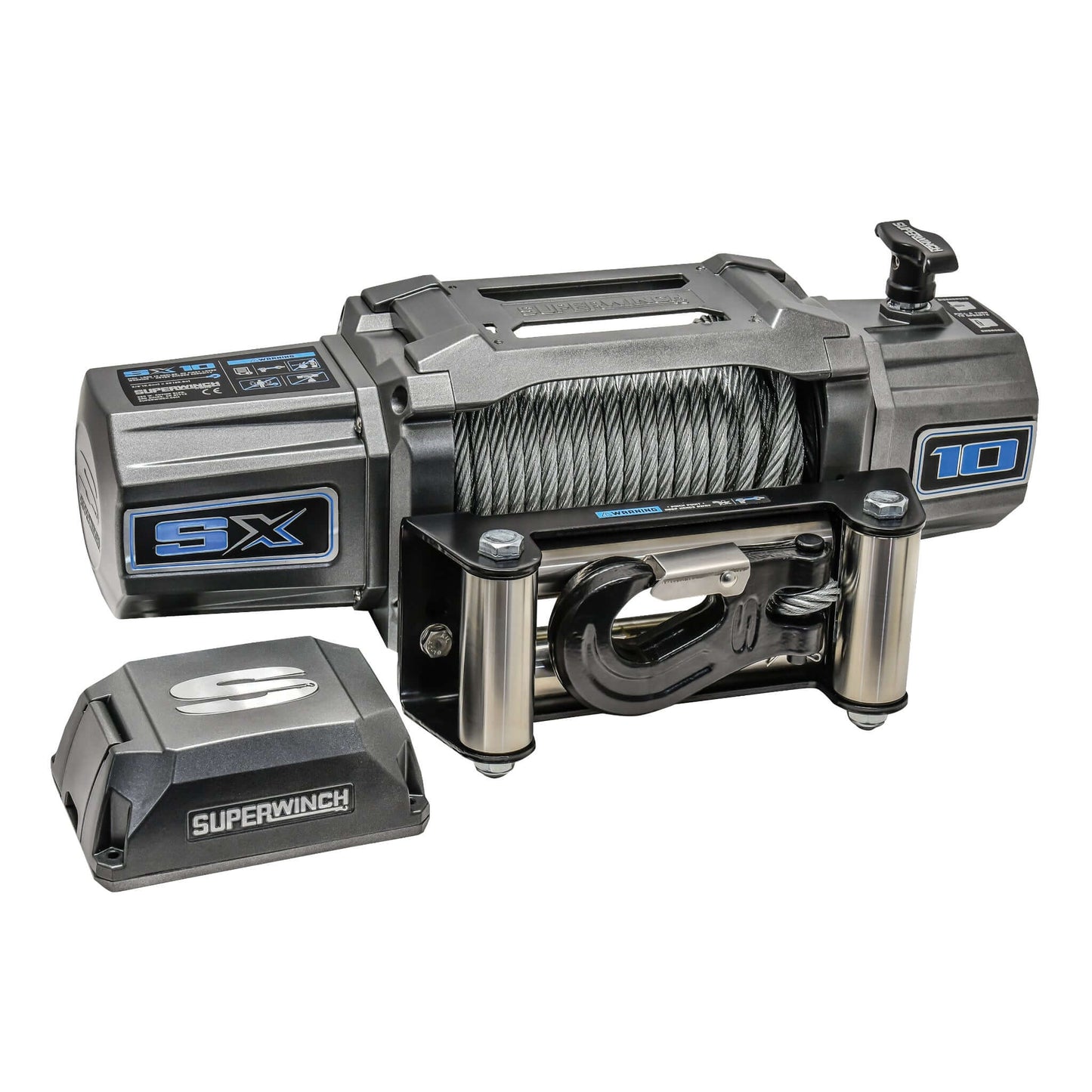Die Superwinch SX10 12V ist die ideale Seilwinde, besonders geeignet für Fahrzeugbergungen bis 4,5 Tonnen. Im Lieferumfang enthalten sind eine Kabelfernbedienung, Einbauschalter, Steckdose, Relais, Rollenfenster, Batteriekabel und ein Stahlseil mit Sicher