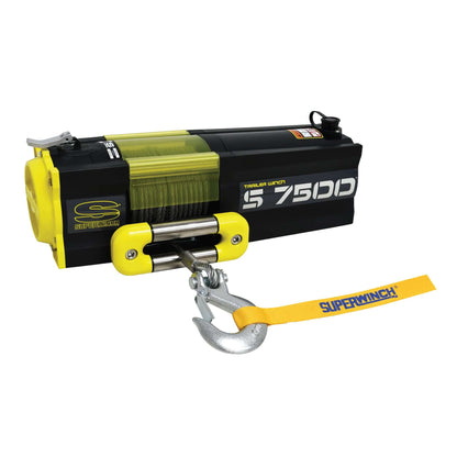 Die Superwinch S7500 12V ist die ideale Seilwinde, besonders geeignet zum komfortablen Ziehen von leichteren bis mittelschweren, rollenden Lasten auf Transportfahrzeuge, Trailer oder Anhänger. Im Lieferumfang enthalten sind eine Kabelfernbedienung, Einbau