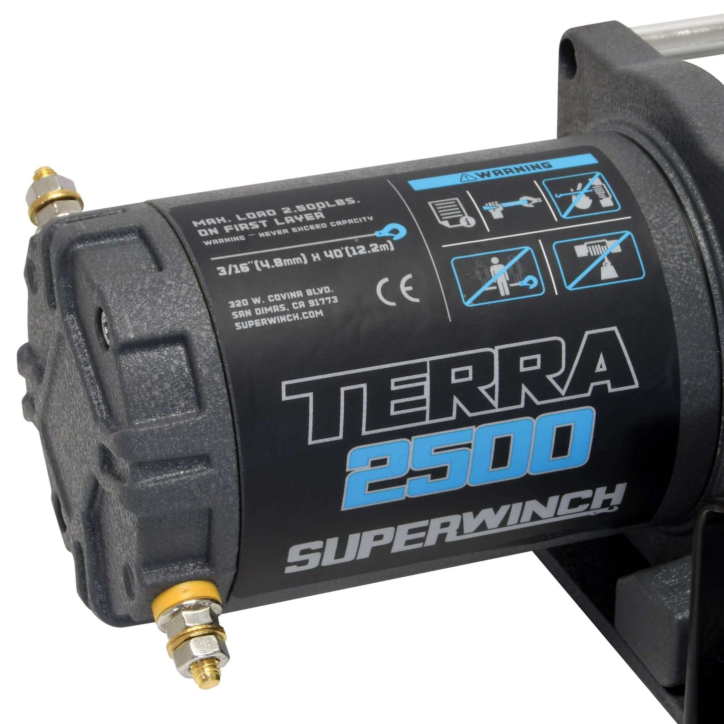 Die Superwinch Terra 2500 ist die ideale Alternative zur Handseilwinde und besonders für leichte Lasten geeignet. Im Lieferumfang enthalten sind eine Kabelfernbedienung, Einbauschalter, Steckdose, Relais, Rollenfenster, Batteriekabel und ein Stahlseil mit Sicherheitshaken (Durchmesser: 4,8 mm, Länge: 12,2 m). Eine Montageplatte für das Rollenfenster ist ebenfalls dabei.