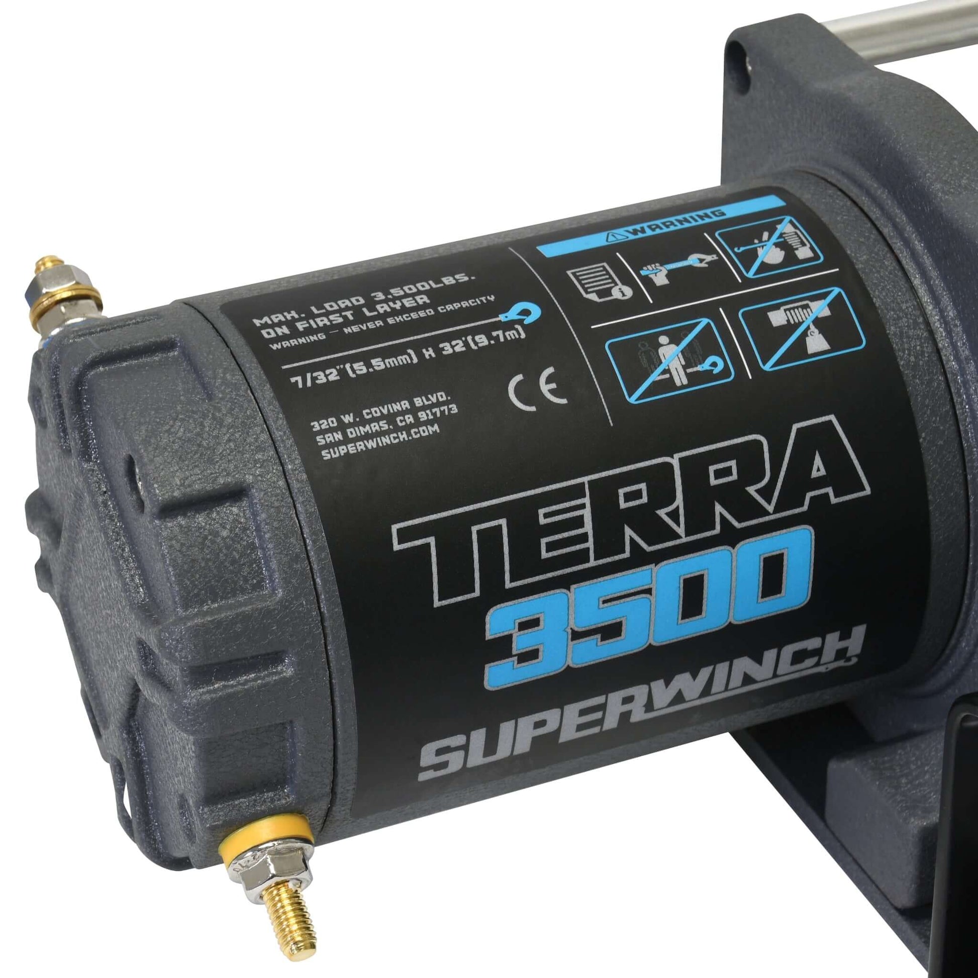 Die Superwinch Terra 3500 ist die ideale Alternative zur Handseilwinde und besonders für leichte Lasten geeignet. Im Lieferumfang enthalten sind eine Kabelfernbedienung, Einbauschalter, Steckdose, Relais, Rollenfenster, Batteriekabel und ein Stahlseil mit